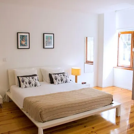 Santo Antonio 100 Apartment *